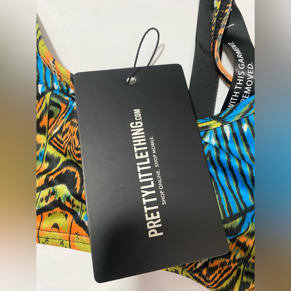 NWT PrettyLittleThing Bikini - Picture 2 of 9